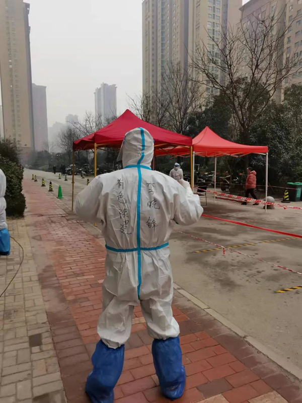 李晓峰_副本.jpg