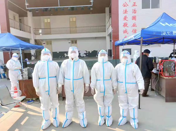 张玲玲1_副本.jpg